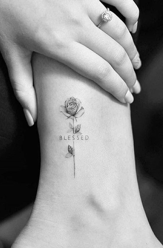 Zarte tattoos für frauen