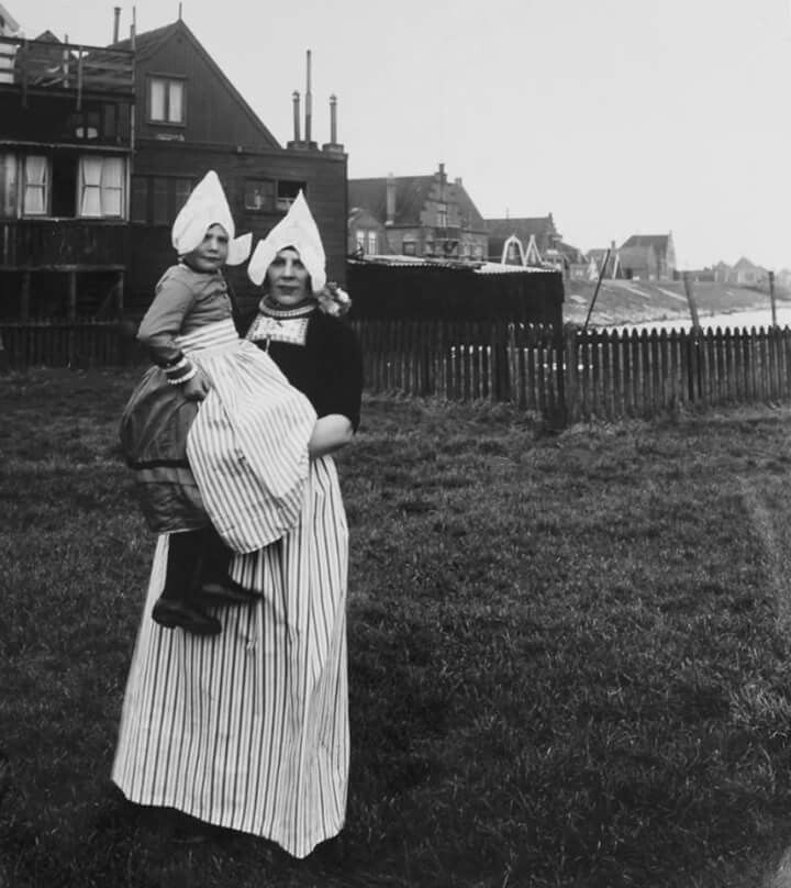 Nederlandse fotograaf overleden 1905 1 Nederlandse fotograaf overleden 1905 35