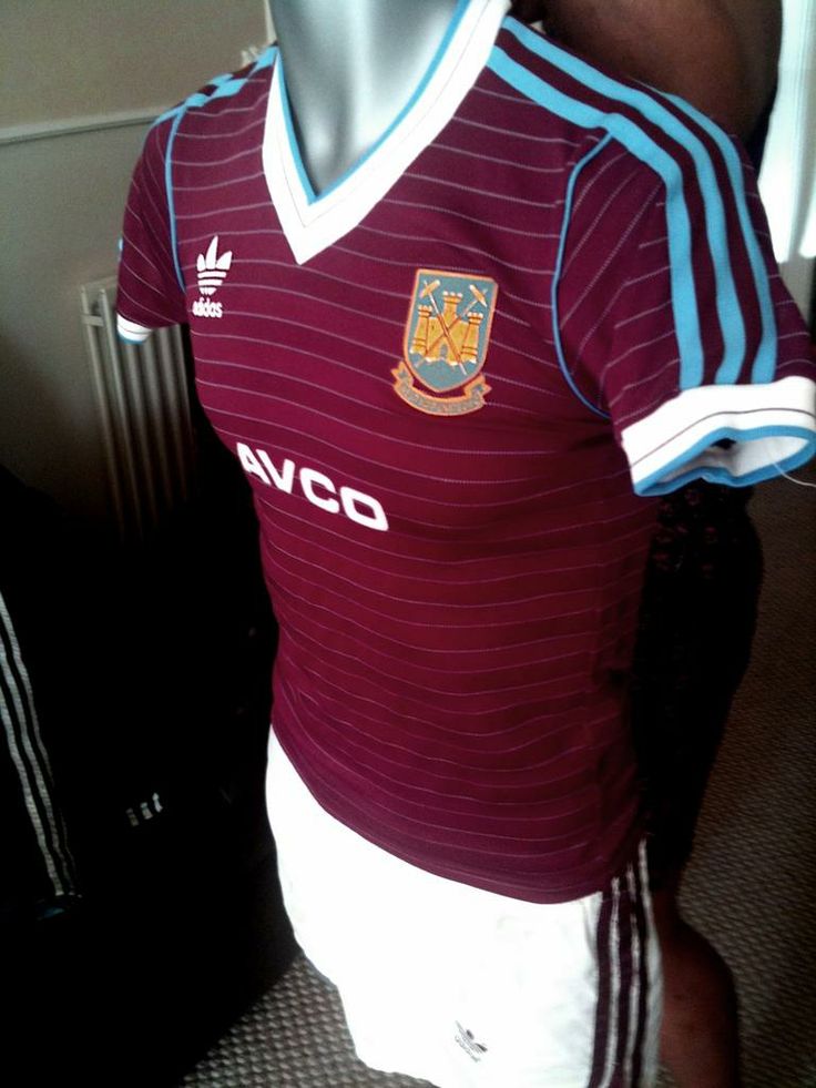 Classic football shirts, Soccer shirts, Football shirts