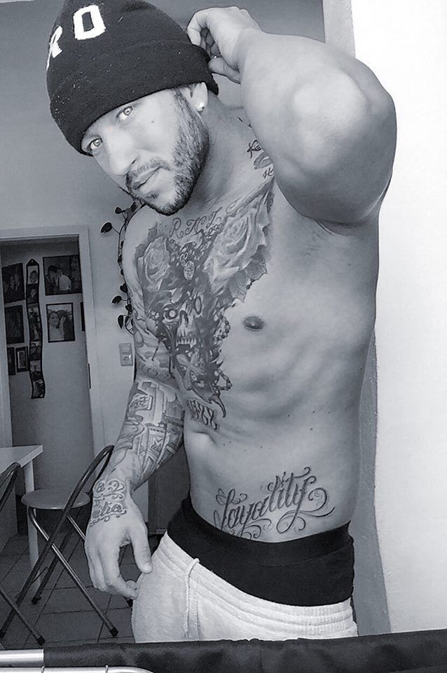 Single männer mit tattoos