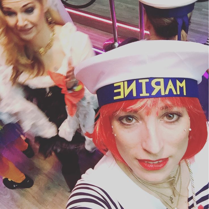 Faschingskostüm flirten