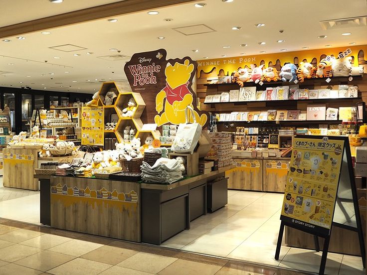 はちみつカフェ が今年も期間限定オープン 小田急百貨店新宿店 Story Story くまのプーさん グッズコーナー横 ショッピング ディズニー公式 はちみつ カフェ メニュー くまのプーさん はちみつカフェ が今年も期間限定オープン 小田急百貨店新宿店 Story Story くまのプーさん グッズコーナー横 ショッピング ディズニー公式 はちみつ カフェ メニュー くまのプーさん