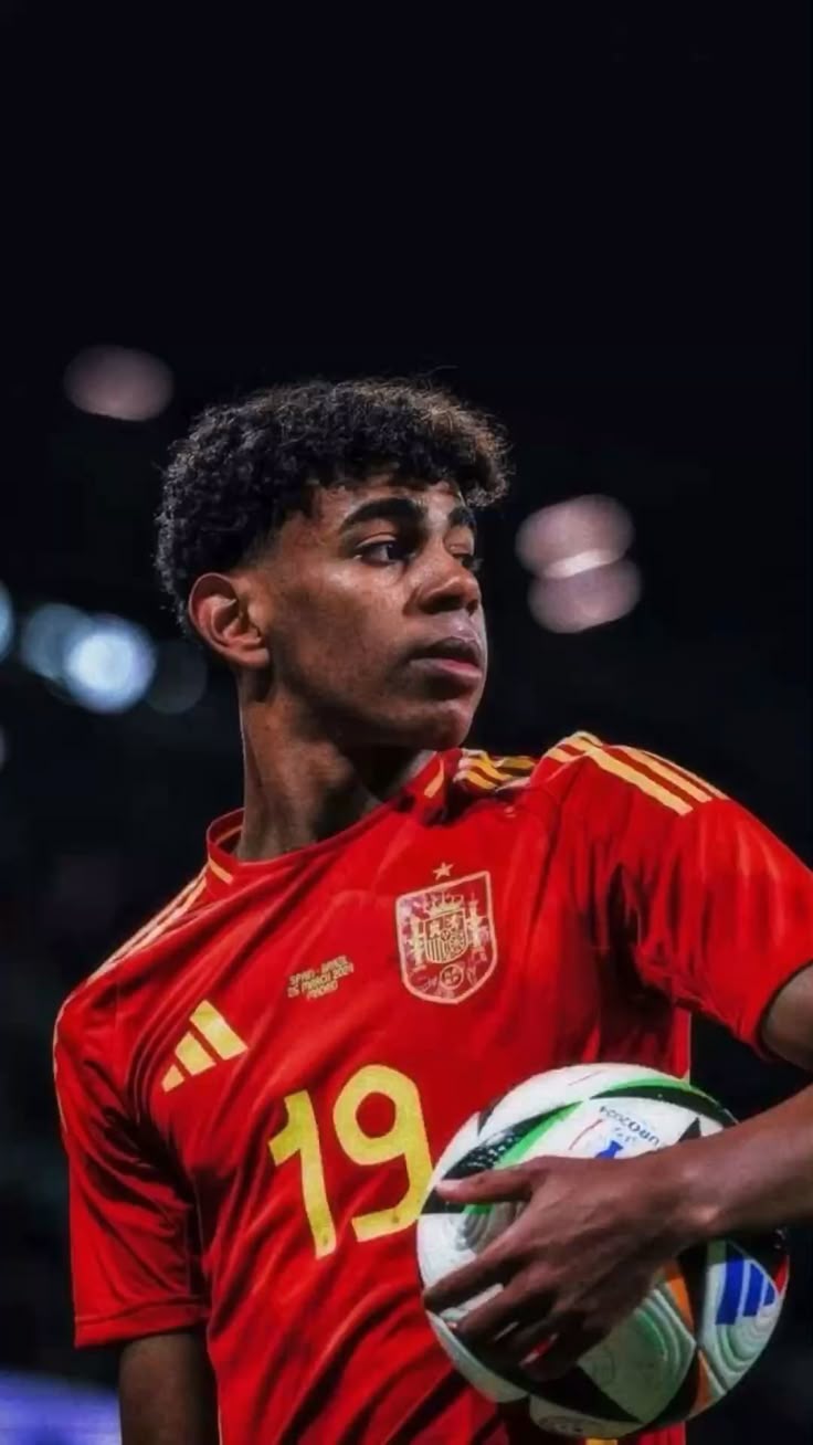 Lamine yamal in 2024 | Soccer players, Soccer pictures, Best looking