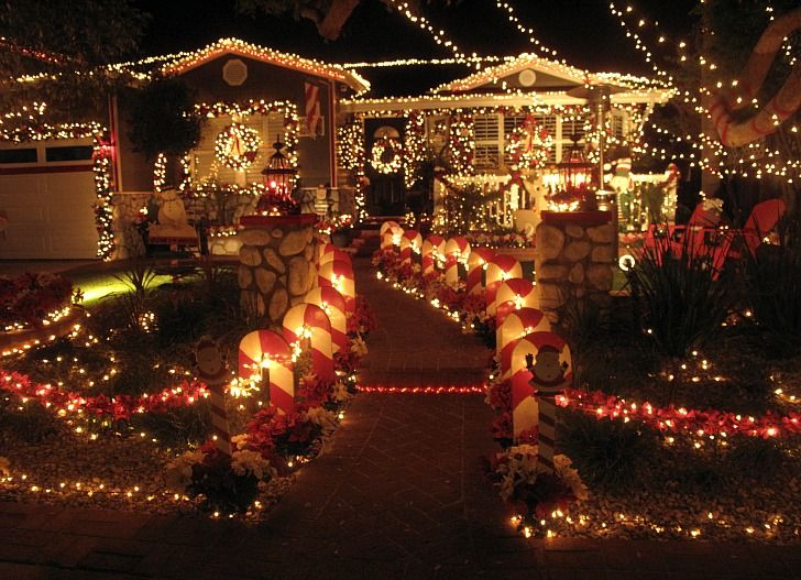 Christmas Decorated Homes best 10+ best christmas lights ideas on pinterest | christmas net Christmas Decorated Homes best 10+ best christmas lights ideas on pinterest | christmas net