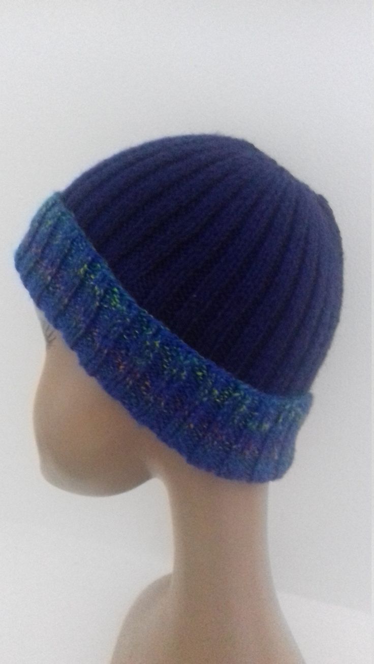 Bonnet enfant tons bleu tricoté main | Crochet hats, Crochet, Beanie
