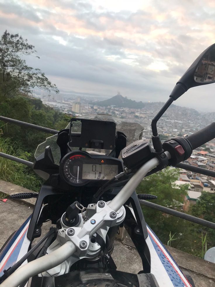 Pin De Pb Em High Pic Garotas De Moto Fotos De Casal Apaixonado Pin De Pb Em High Pic Garotas De Moto Fotos De Casal Apaixonado