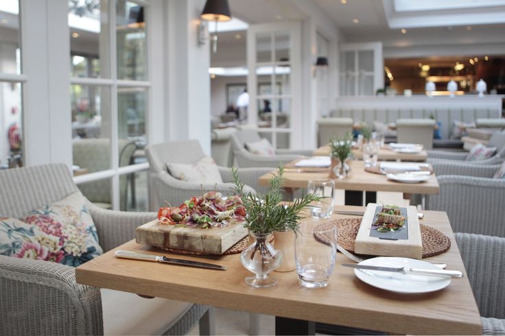 Calcot Manor Restaurant Bar Restaurants Pinterest Calcot Manor Restaurant Bar Restaurants Pinterest And Interiors