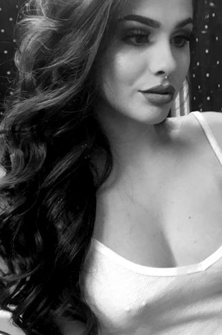 pale pierced teen Pale pierced teen