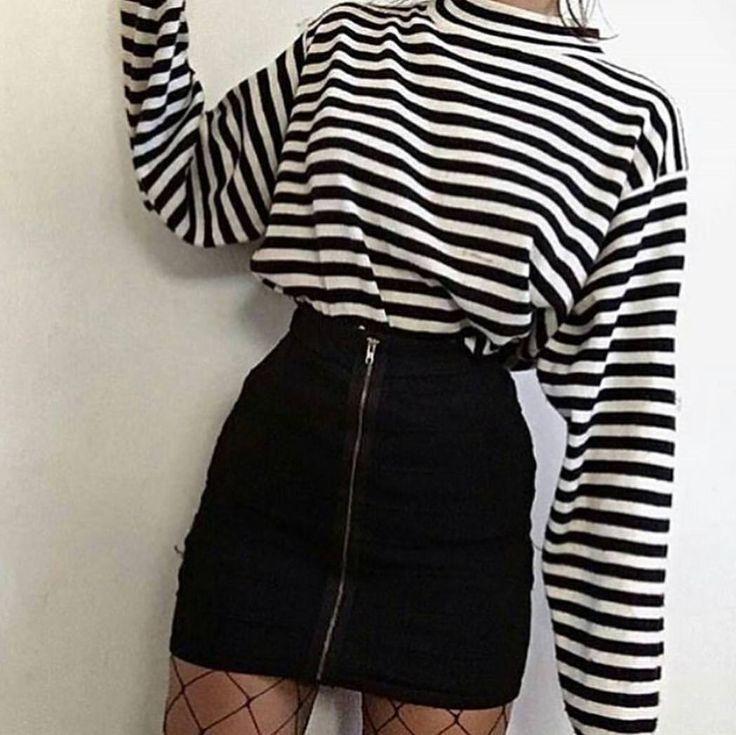 11.2 k mentions J’aime, 271 commentaires - aesthetic x tumblr x grunge (@if.u... - Monica - #aesthetic #commentaires #Grunge #ifu #jaime