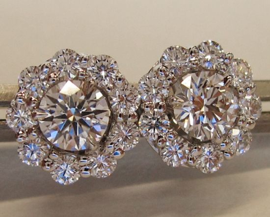 Las With A Vatche Royal Crown Bands In 2018 Jewels Las With A Vatche Royal Crown Bands In 2018 Jewels Pinterest Diamond Earrings Jewelry And