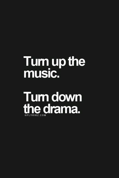 10 things that aren t fun anymore when dating a musician