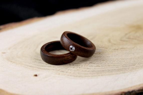 and Mrs Mr Rustic Wood Wedding Band Set Wood Couple/'s Ring Unique Anniversary Bands Ring Set