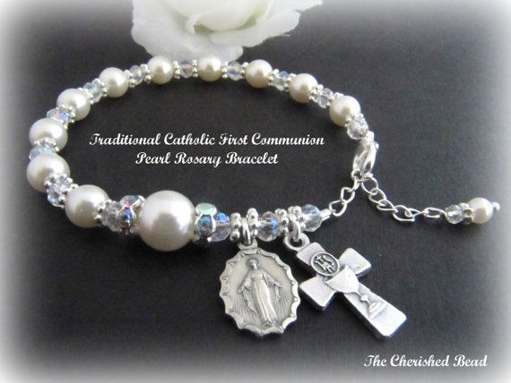 Traditional Catholic First Communion Rosary Bracelet With Swarovski Traditional Catholic First Communion Rosary Bracelet With Swarovski Pearls Crystals And Rhinestones Beaded Jewelry Pinterest