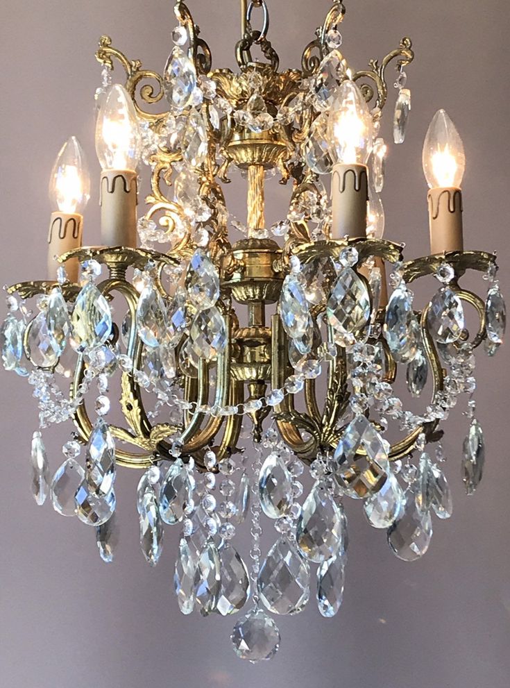 6 Arm Vintage Crystal Chandelier In Solid Brass For Home Living Superb Ceili Lighting 6 Arm Vintage Crystal Chandelier, Vintage Chandelier Crystal Pendant Light Fixture D1