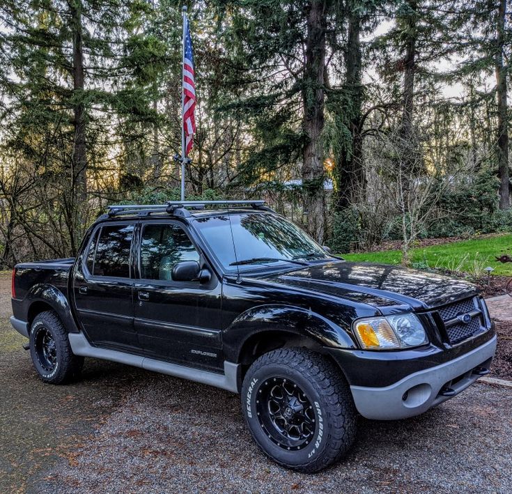 2001 Ford Explorer Sport Trac | Ford explorer sport, Explorer sport