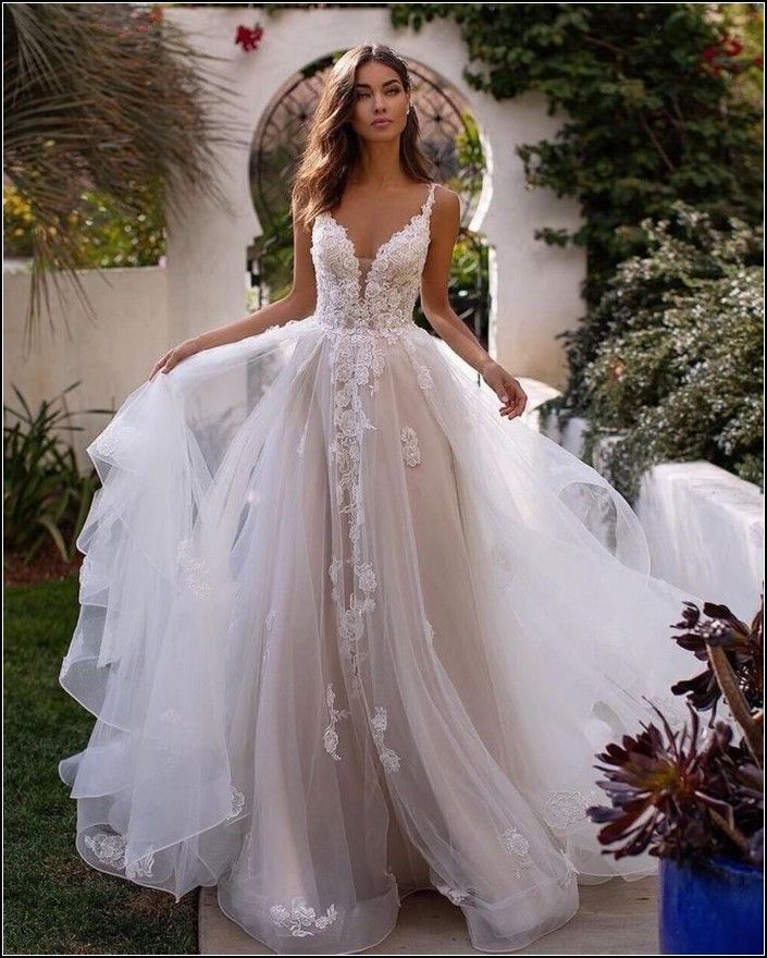 127 Atemberaubende Trend Tattoo Effekt Brautkleider Seite 44 Wedding Dresses Atemberaubende Brautkleiderseit Tul Gelinlikler Gelinlik Gelinlik Stilleri