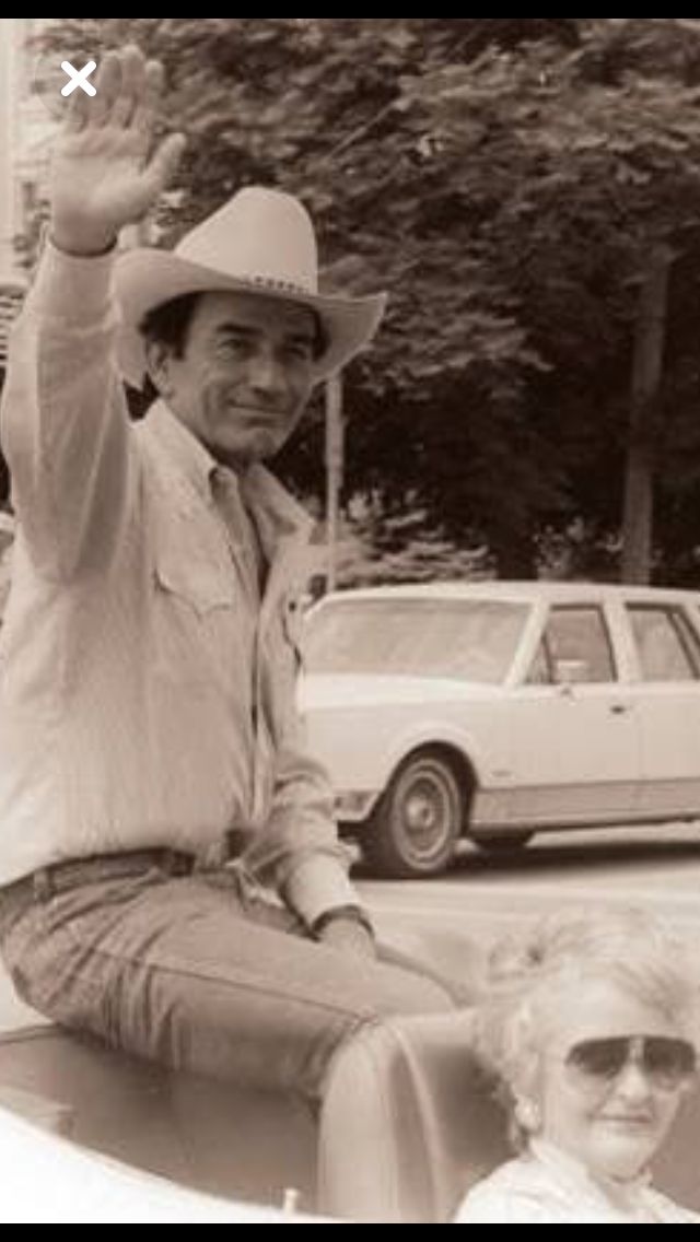 James Drury The Virginian and his lovely wife, Carl Ann James drury, Doug mcclure, Hey handsome