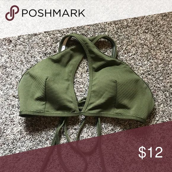 ZAFUL bikini top Worn a few times in perfect condition just don’t like how it ...