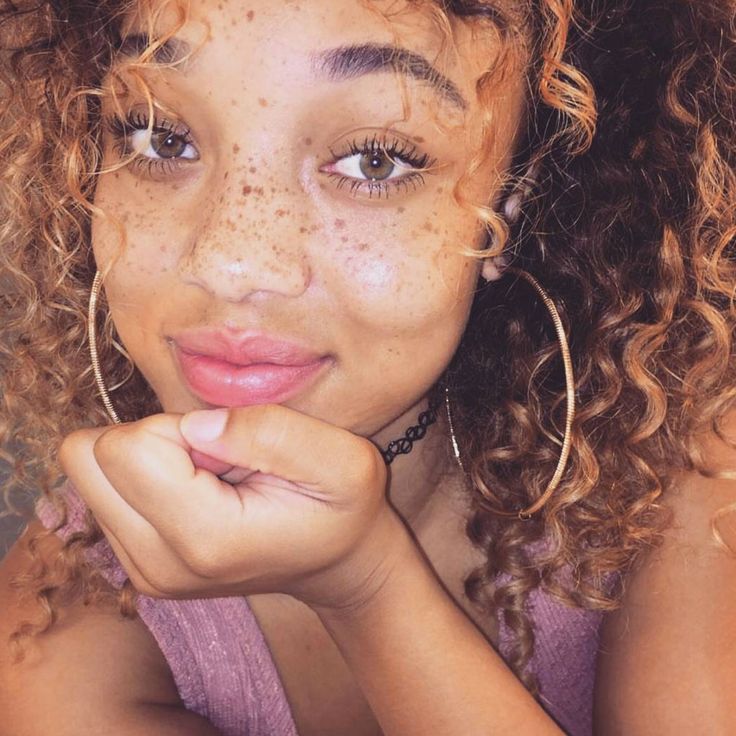 Snapchat model ebony freckles