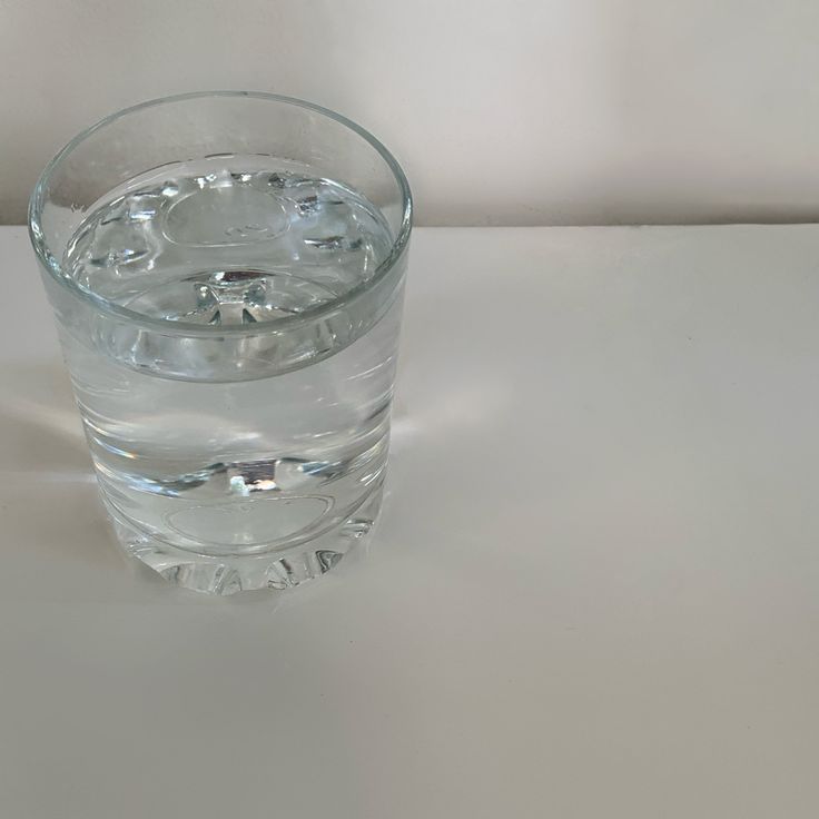 конопля стакан с водой конопля стакан с водой
