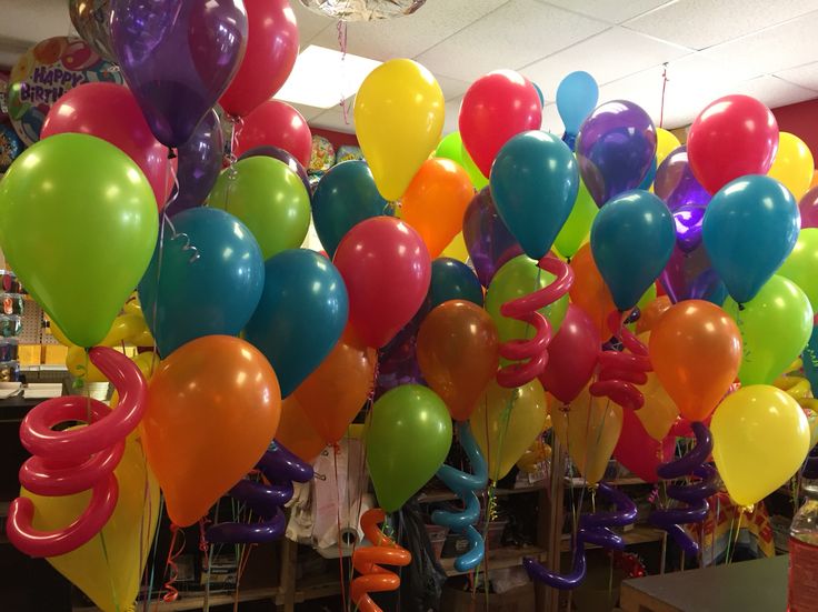 Bright color balloon bouquets. Balloon swirls. Balloon decor Balloon Bright color balloon bouquets. Balloon swirls. Balloon decor Balloon
