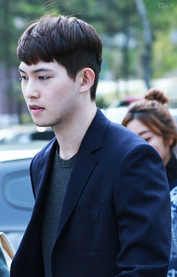 pin on lee jong hyun cnblue pin on lee jong hyun cnblue