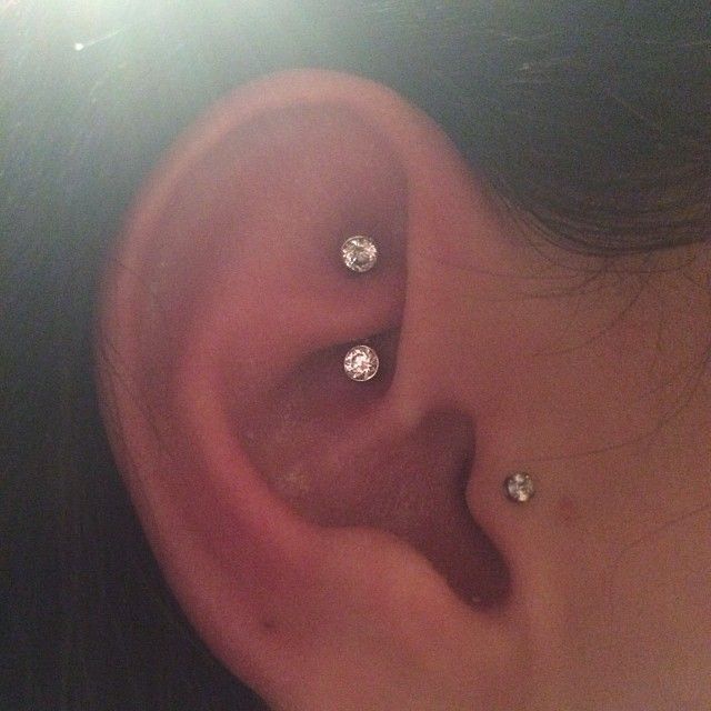 Rook With White Gold And Cz Curved Barbell Bodyelectrictattoo Rook With White Gold And Cz Curved Barbell Bodyelectrictattoo Piercings Tats In 2018 Pinterest Ear Piercing
