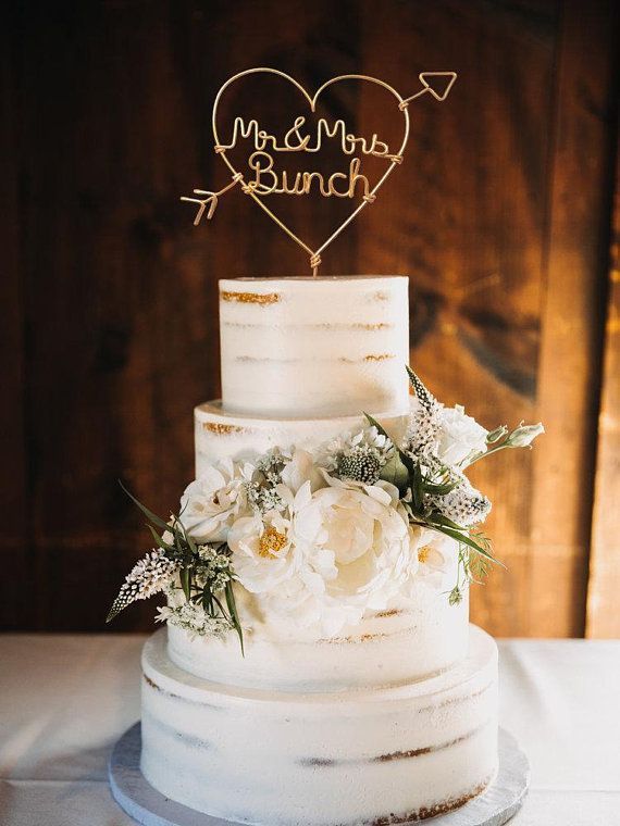 Rustic Chic Wire Wedding Cake Topper Mr And Mrs Last Name Etsy Wire Wedding Cake Topper Wedding Cake Rustic Wedding Cake Toppers