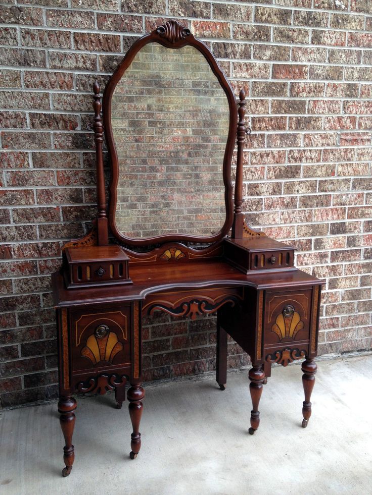 Best 25+ Antique Makeup Vanities Ideas On Pinterest Vintage Antique Bedroom Vanity Makeup Dressing Table Desk w Gorgeous Mirror Ornate - Best 25+ Antique Makeup Vanities Ideas On Pinterest Vintage