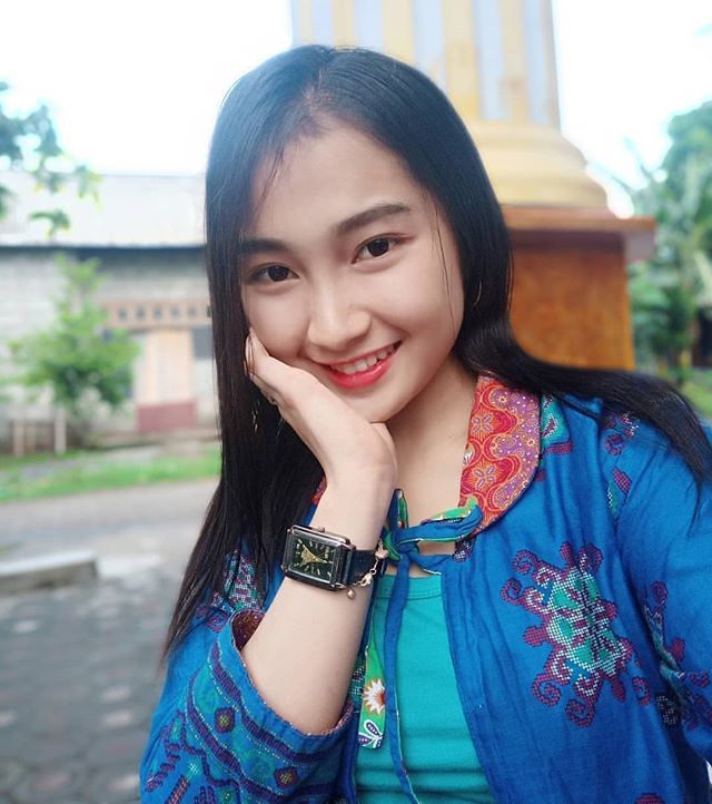 Pin Oleh Dirman Bantaeng Di Cewe Cantik Kecantikan