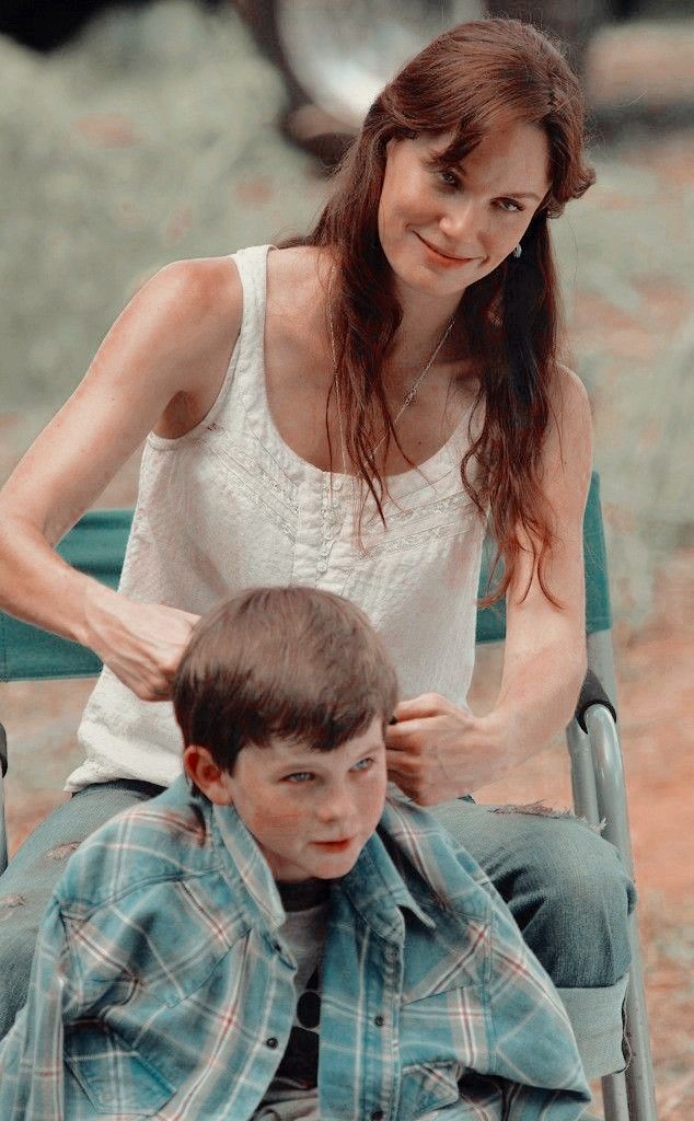 Lori And Carl The Walking Dead Rick And Michonne Couple Photos