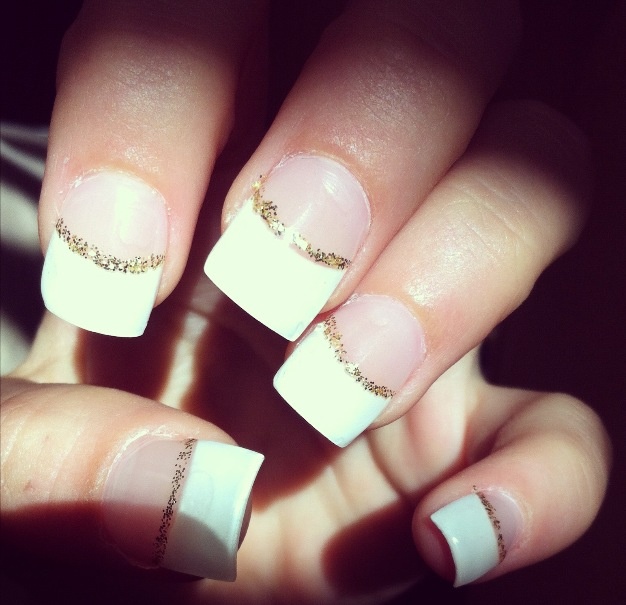 White Tips Gold Line Acrylic Nails White Tips Gold Line Acrylic Nails