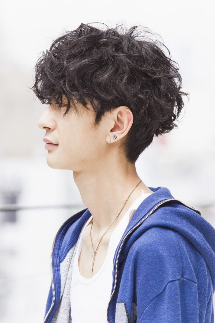 Boys with Wavy Black Hair - wide 1