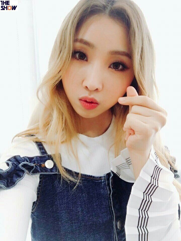 minzy minji kpop gong minji blackjack 2ne1 blackpink minzy minji kpop gong minji blackjack 2ne1 blackpink