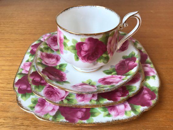 Royal Albert Old English Rose Bone China Bread Butter Plate England D4