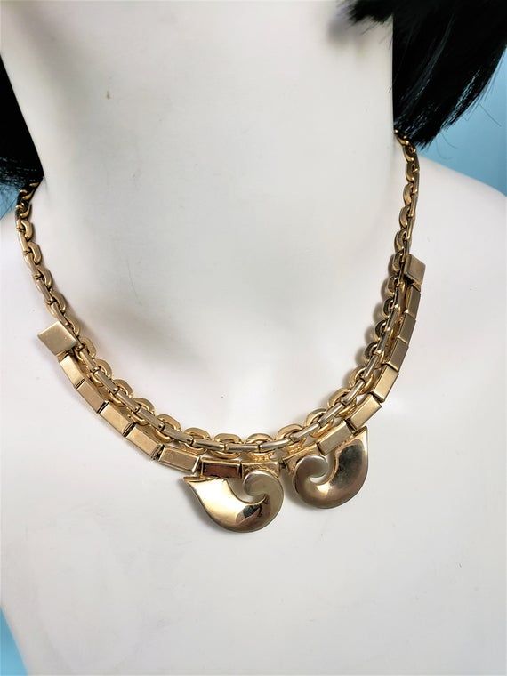On Sale Silver Toned Black and White Bead 15 inch Choker Off White and Black Enamel Pendant Necklace Costume Jewelry Fashion Accessory
