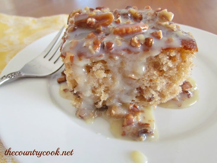 best 25 pecan praline cake ideas on praline cake pecan desserts and butter pecan best 25 pecan praline cake ideas on praline cake pecan desserts and butter pecan