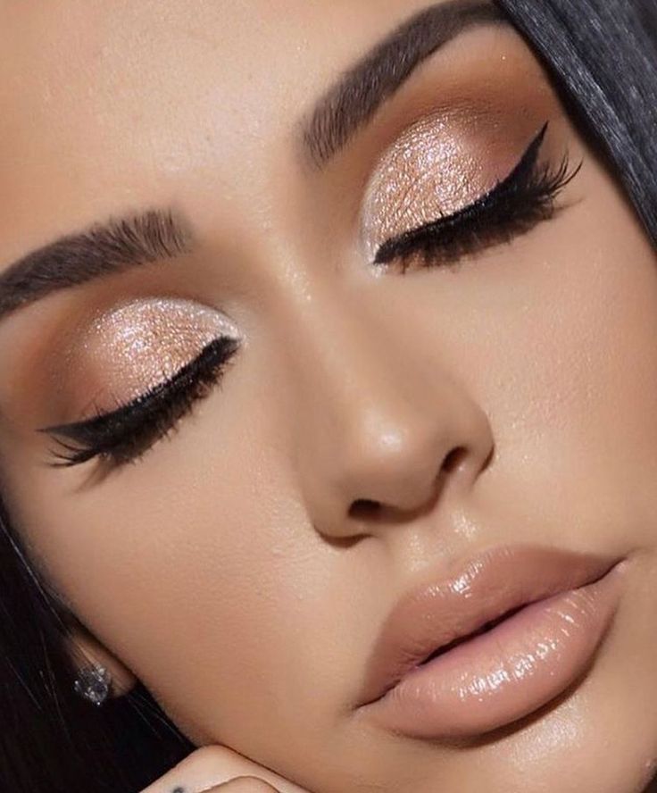 37 Prom Make-up-Ideen sieht fantastisch aus für Frauen - #aus #fantastisch #Fra...