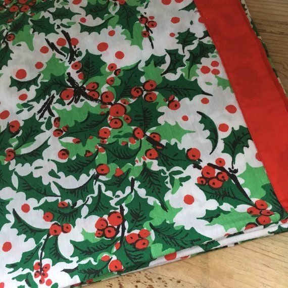Christmas Decor Holly Berry Tablecloth Christmas Linen Vintage Christmas Holly Tablecloth Dining Holly Leaf Tablecloth