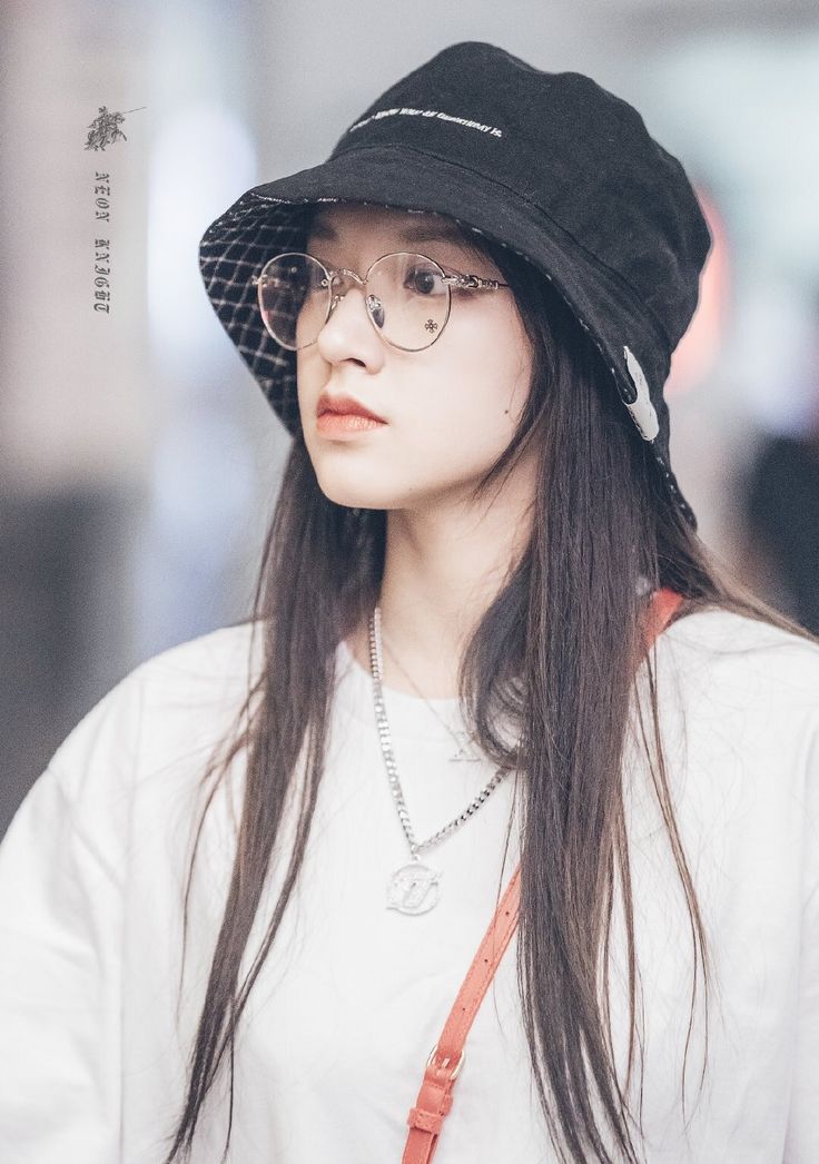 cheng xiao pics on twitter 2021 cheng xiao kpop fashion fashion cheng xiao pics on twitter 2021 cheng xiao kpop fashion fashion