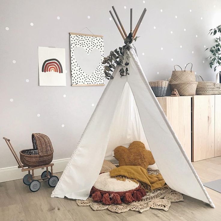 Kinderzimmer einrichten Idee Inspo ? Jungen Mädchen neutral ? Gold boho R...