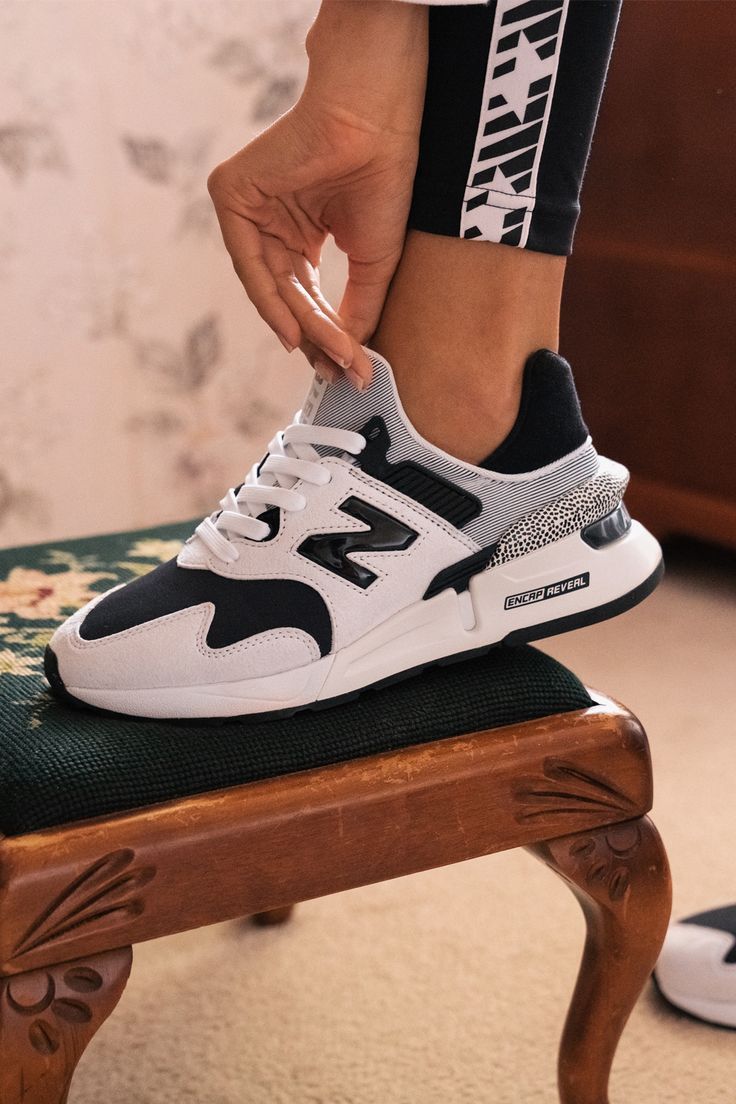 Épinglé sur 500 Baddie Sneakers | Outfit Shoes 2021 Épinglé sur 500 Baddie Sneakers | Outfit Shoes 2021