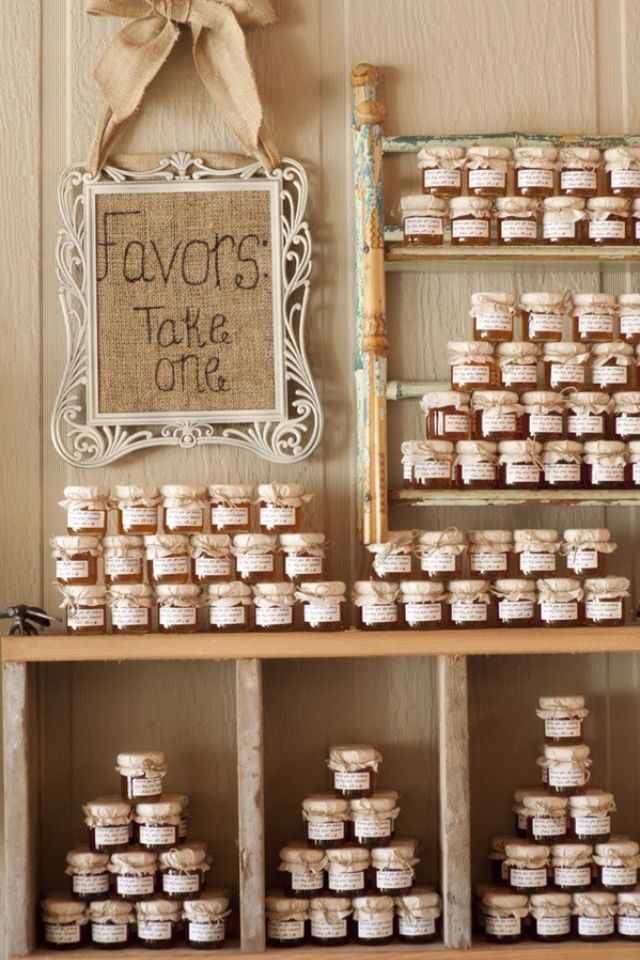 Best 25 Vintage Wedding Favors Ideas On Pinterest Party Adorable Idea For Wedding Favors Homemade Jam Or Local Honey