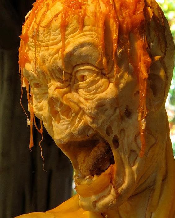 33 Creative Halloween Pumpkin Carving Ideas | Art & Home Decor Blog || If you'...