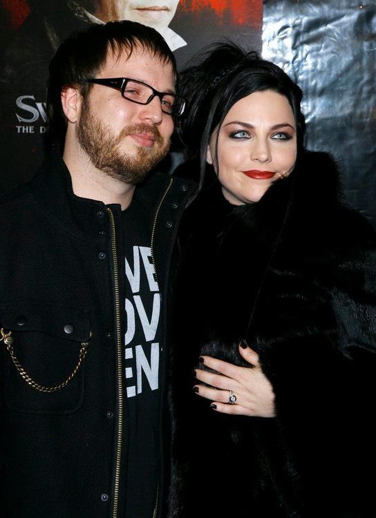 Josh Hartzler Bio & Wiki: Net Worth, Age, Height & Weight | Amy lee