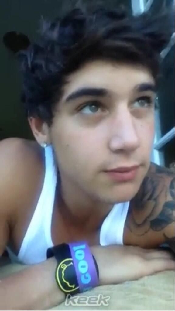 Who are the janoskians dating 2017