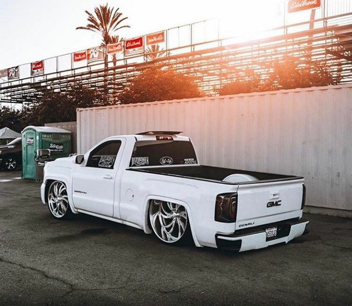 Pin By The Hussle Way On Dropped 2dr Trucks With Images Custom
