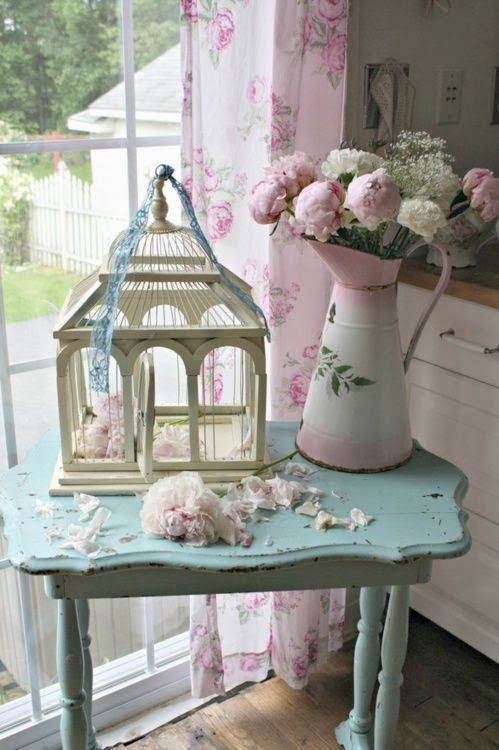 I Adore The Look Of Shabby Chic Home Decorations As Seen In This I Adore The Look Of Shabby Chic Home Decorations As Seen In This Photo Love Vintage Rustic And Modern Yet Trendy Decorative Accents They