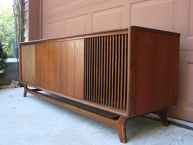 Danish Modern Stereo Cabinet 3 Vintage Console Stereo Cabinet Vintage Console, Mid Century Modern Audio Cabinet
