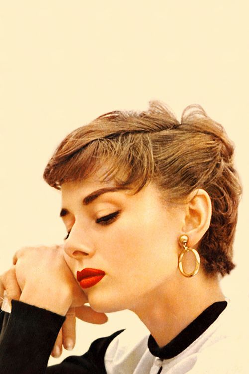 If you want to follow a celebrity’s style, you should understand whether their...